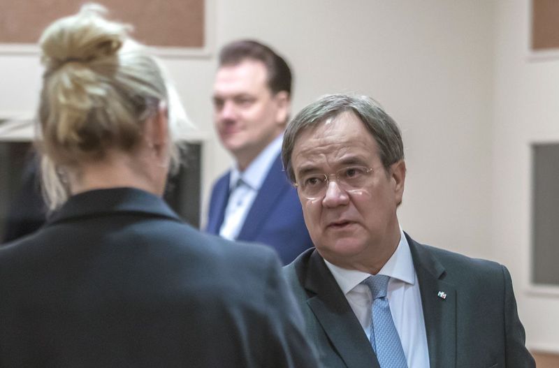 Nina Hagen hat es getan. Helene Fischer hat es getan. Und Berti Vogts hat es zumindest versucht. In 50 Jahren "Tatort" gab sich eine illustre Riege Prominenter ein Stelldichein beim deutschen Sonntagskrimi - wie zuletzt NRW-Ministerpräsident Armin Laschet im improvisierten Neujahrs-"Tatort: Das Team". Ein Überblick.